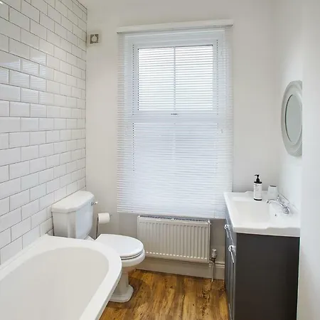 Host & - Windsor 펜션