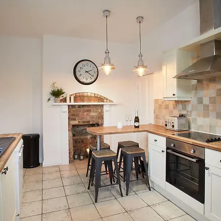 Host & - Windsor Holiday home *