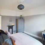 Host & - Windsor